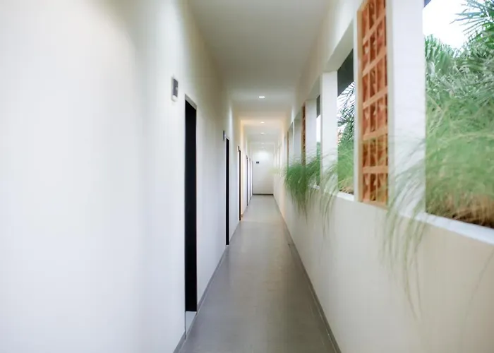 Jeka Escotel & Loft 4*